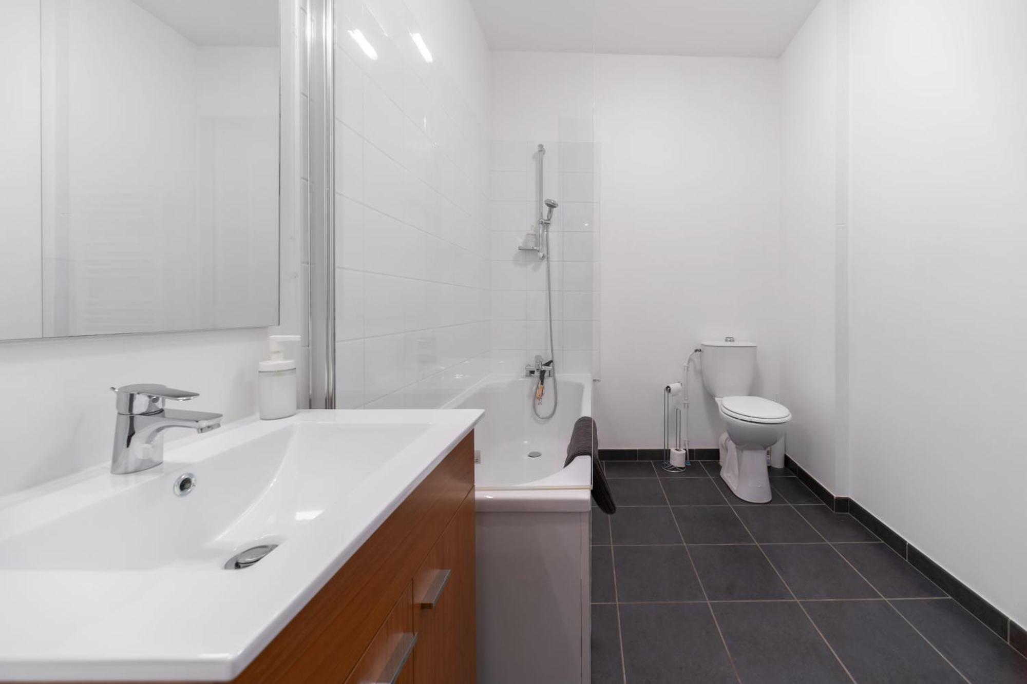 וישי Le Brit - Grand Appartement Design, 3 Chambres, Centre Ville מראה חיצוני תמונה