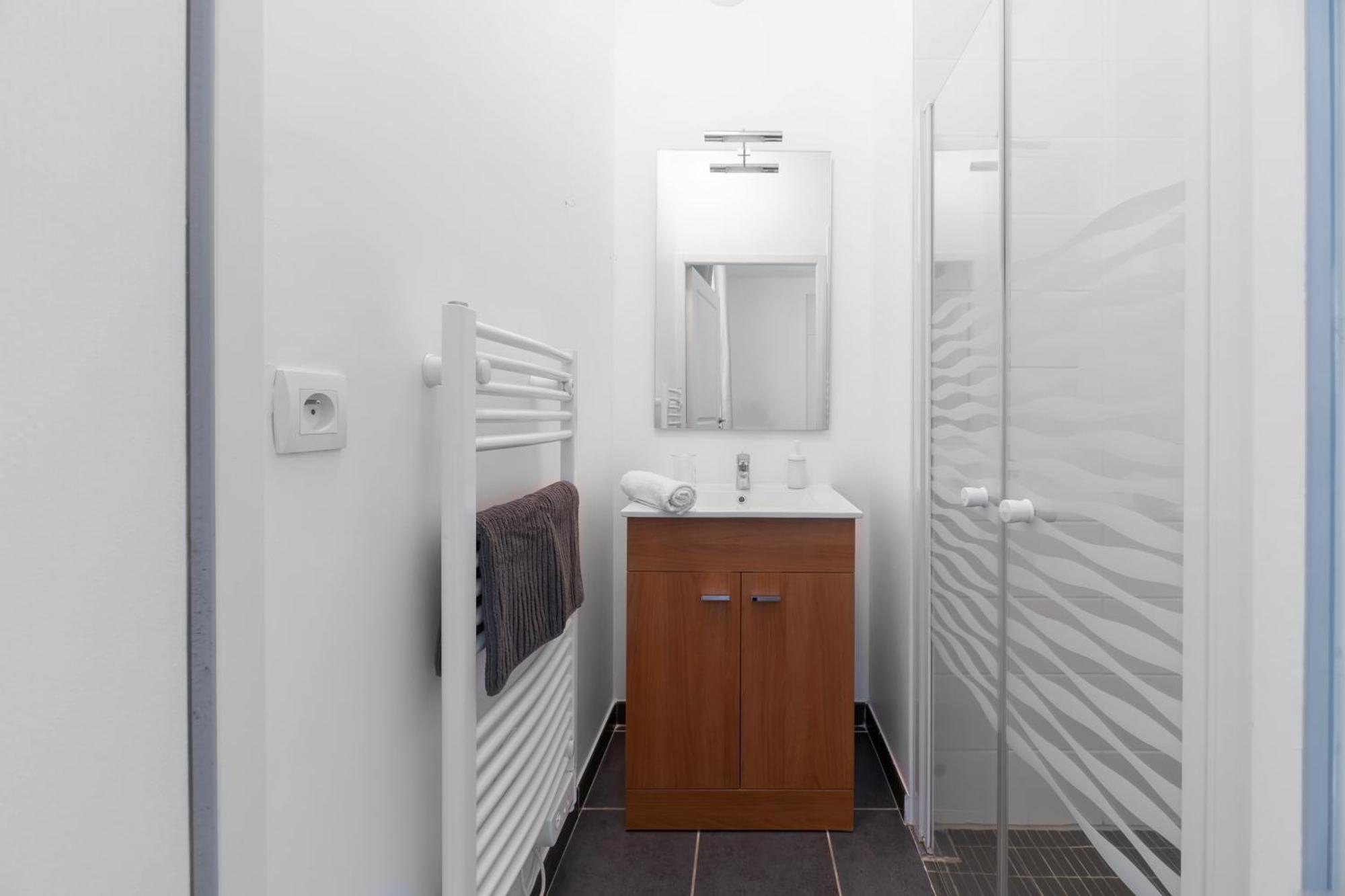 וישי Le Brit - Grand Appartement Design, 3 Chambres, Centre Ville מראה חיצוני תמונה