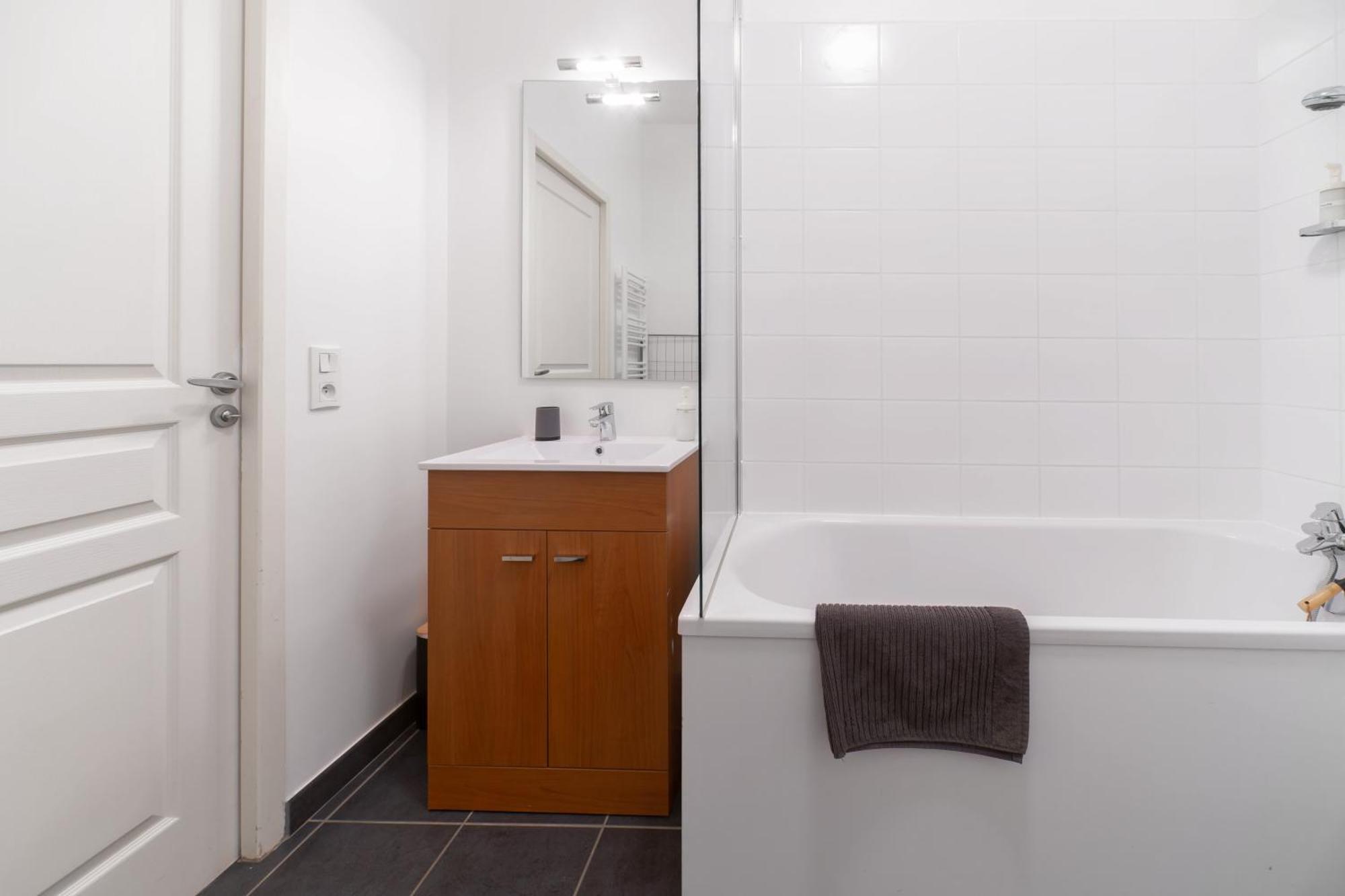 וישי Le Brit - Grand Appartement Design, 3 Chambres, Centre Ville מראה חיצוני תמונה