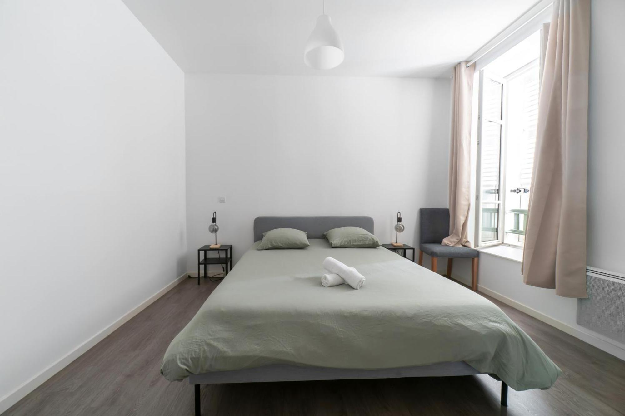וישי Le Brit - Grand Appartement Design, 3 Chambres, Centre Ville מראה חיצוני תמונה