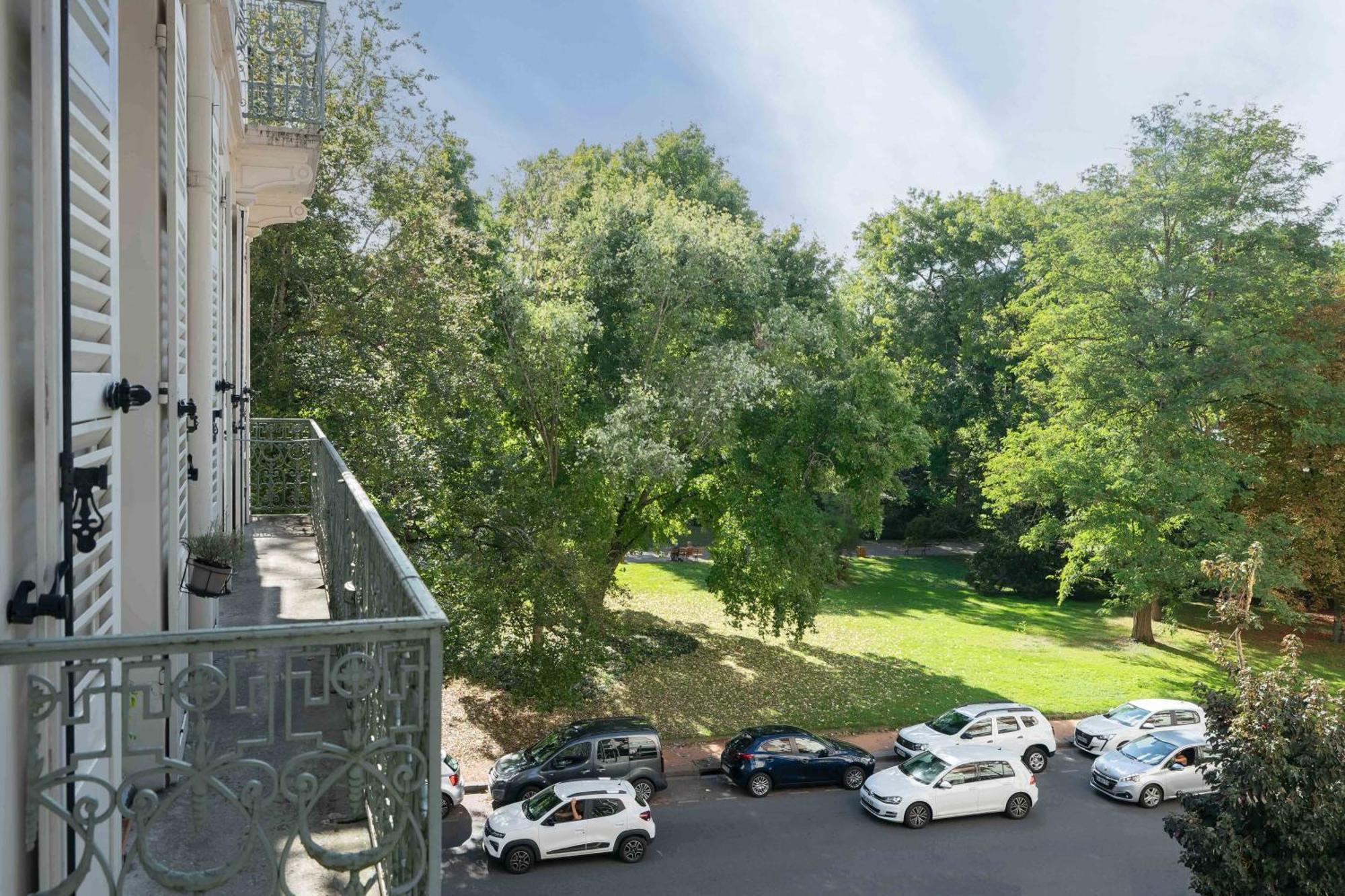 וישי Le Brit - Grand Appartement Design, 3 Chambres, Centre Ville מראה חיצוני תמונה