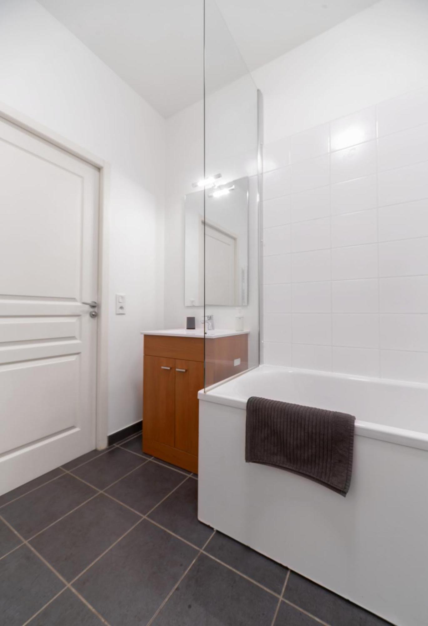 וישי Le Brit - Grand Appartement Design, 3 Chambres, Centre Ville מראה חיצוני תמונה