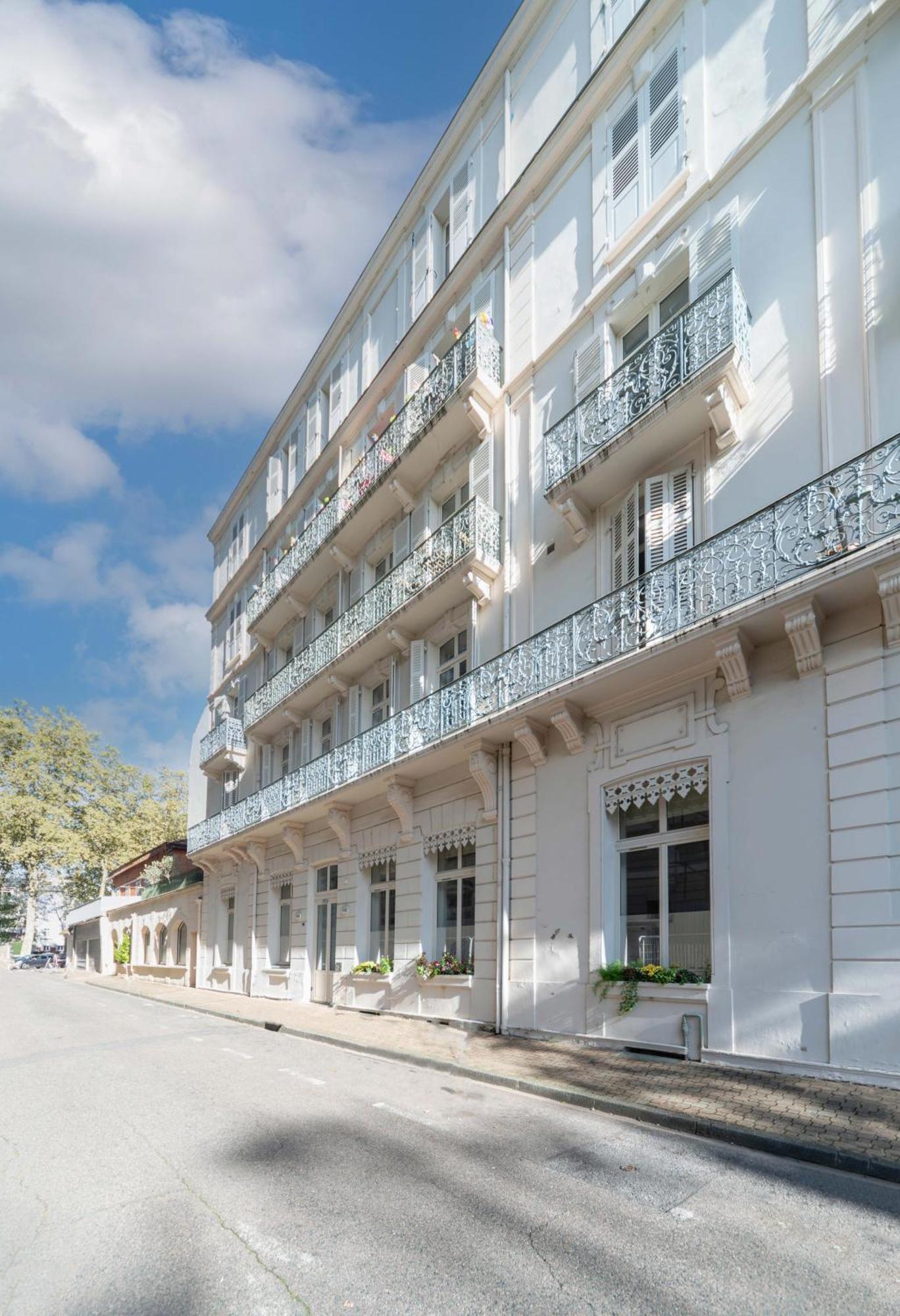 וישי Le Brit - Grand Appartement Design, 3 Chambres, Centre Ville מראה חיצוני תמונה
